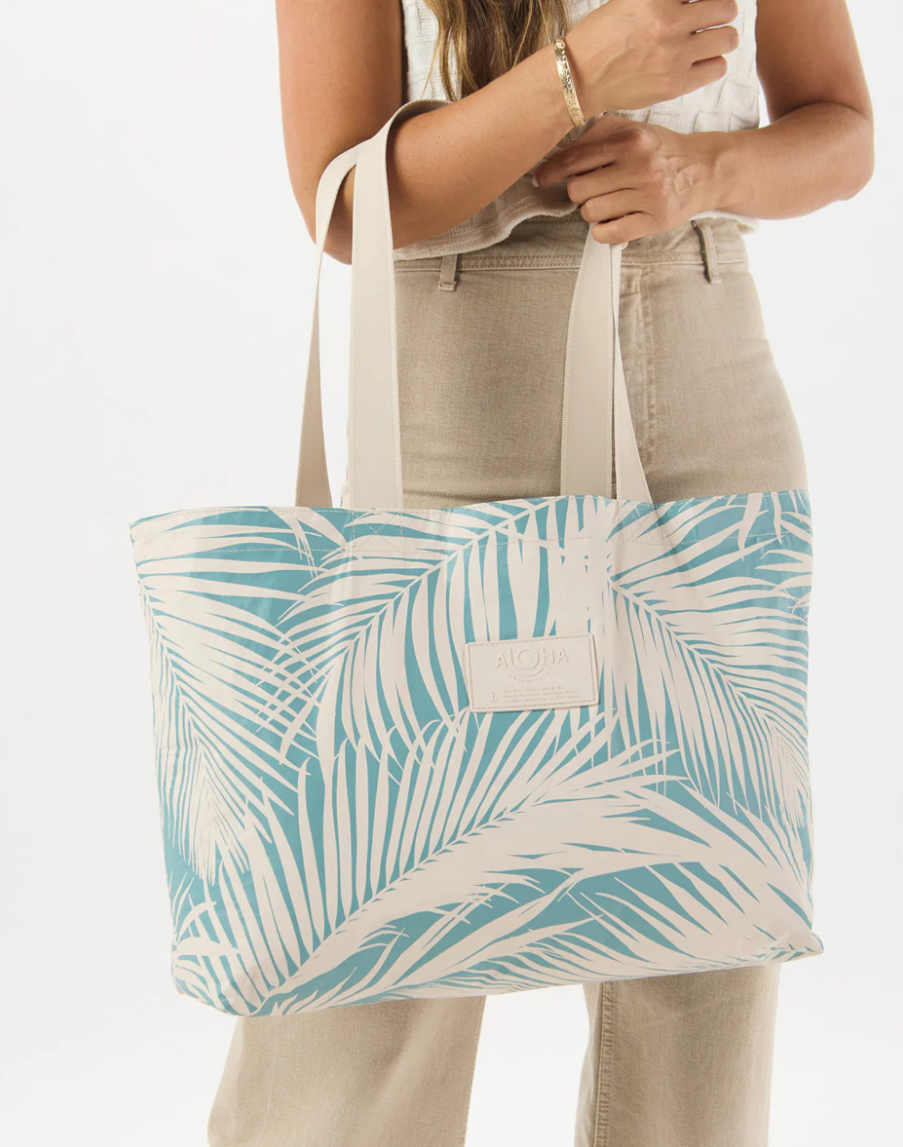 Areca Holo Holo Reversible Tote Bag#color_areca-tides-sandstone