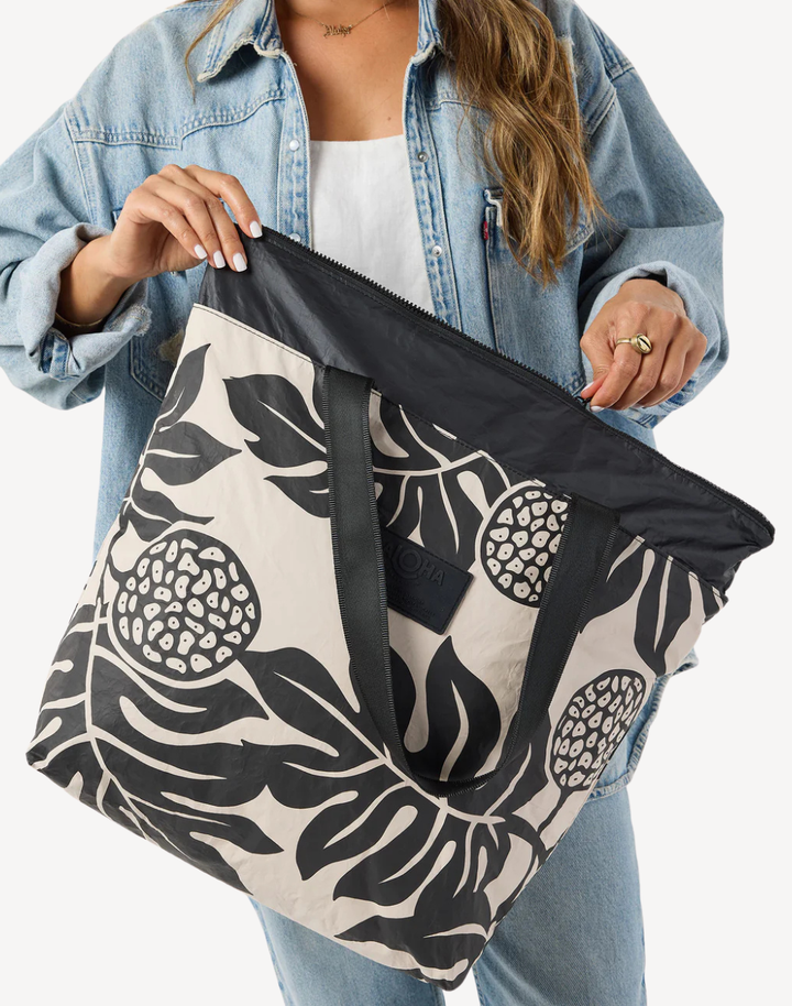 Holomua Day Tripper Bag