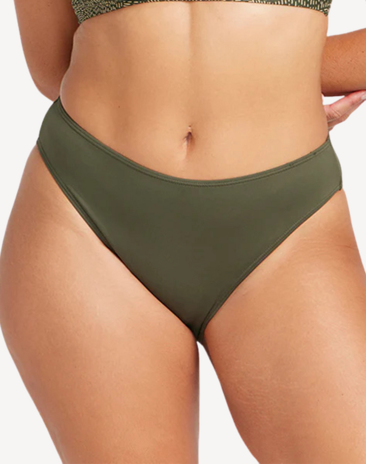 Solid Delacroix Plus Size Bikini Bottom