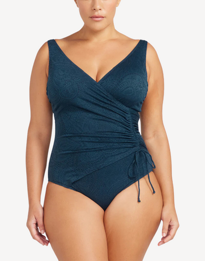 La Traviata Rembrant Plus Size One Piece#color_la-traviata-navy