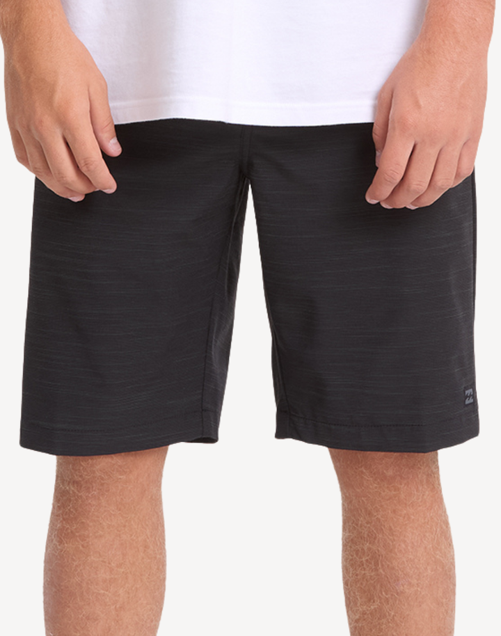 Crossfire 21" Hybrid Short