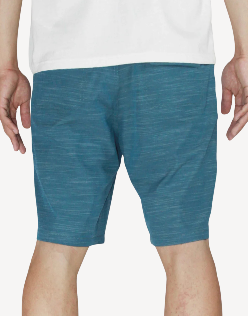 Leisure Loose 19.5" Hybrid Short#color_leisure-dark-green