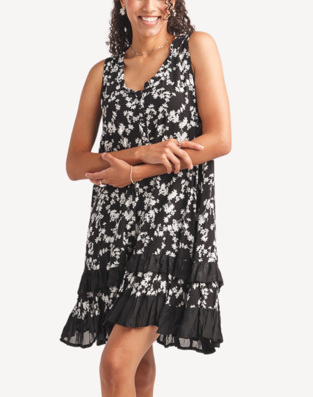 Ditsy Floral Crinkle Short Dress#color_ditsy-black