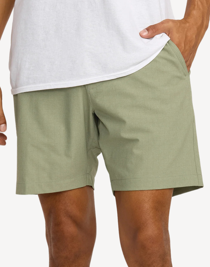 All Time Roads 18" Hybrid Short