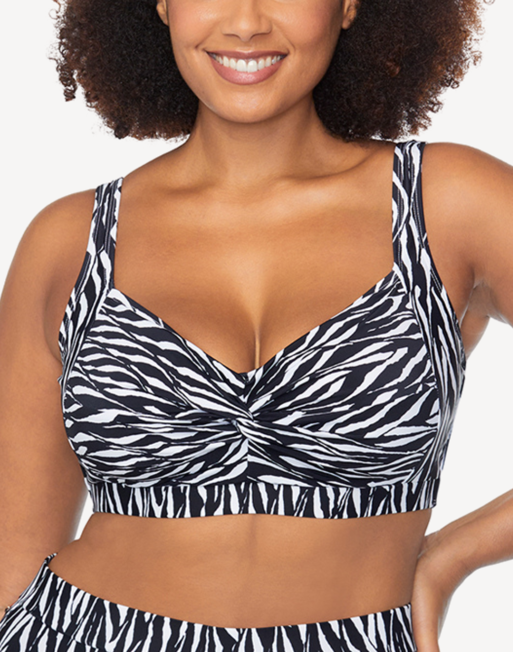 Hideaway Sasha Plus Size Bikini Top#color_hideaway-black