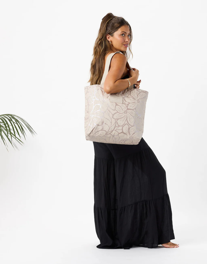 Backyard Day Tripper Bag