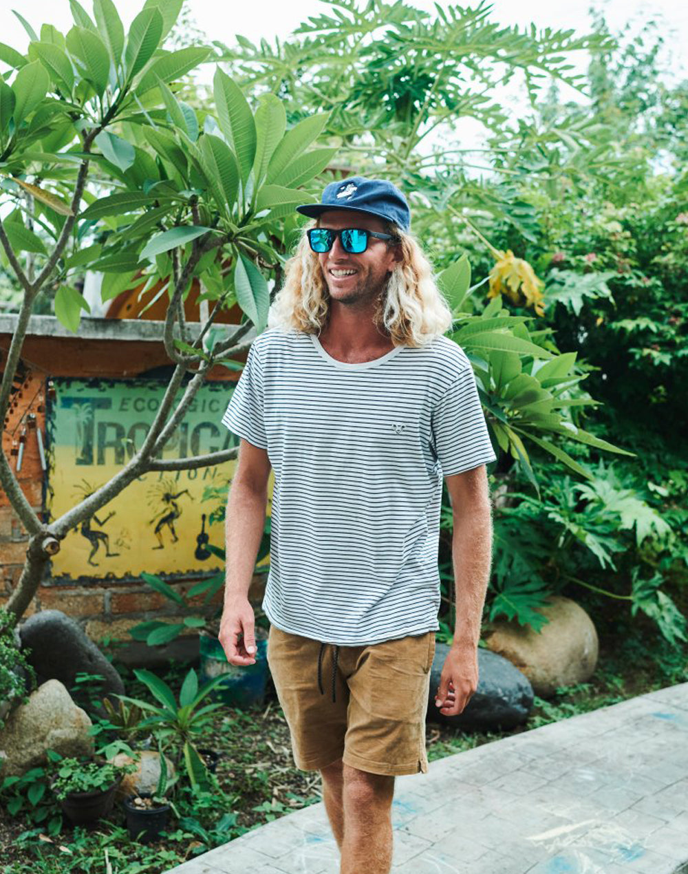 Logan Polarized Sunglasses#color_logan-black-blue