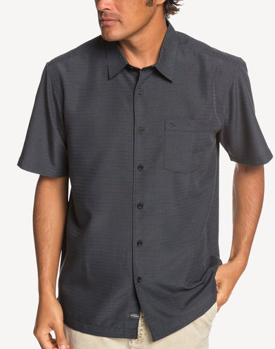 Quiksilver Waterman Centinela 4 Short Sleeve Shirt#color_black